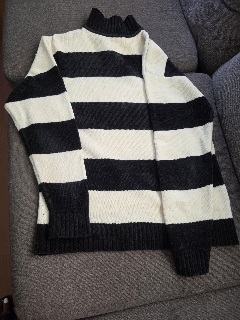 Vintage 90s DELF Black Cream Striped Turtleneck Sweater L Y2K